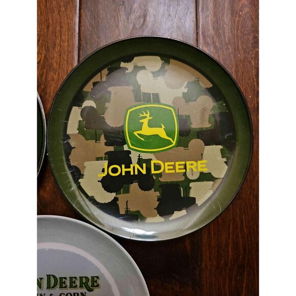 John Deere Licensed Product Camouflage Vintage Plates Set Melamine - Picture 6 of 14
